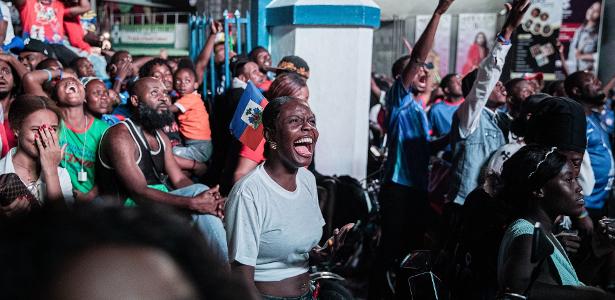 'Futebol virou a coisa que une o país', diz embaixador brasileiro no Haiti