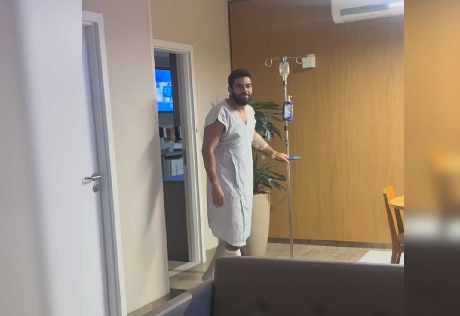 Henrique e Juliano lamentam 'profundamente' a ausência em shows após cirurgia: 'Valores recebidos serão integralmente ressarcidos'