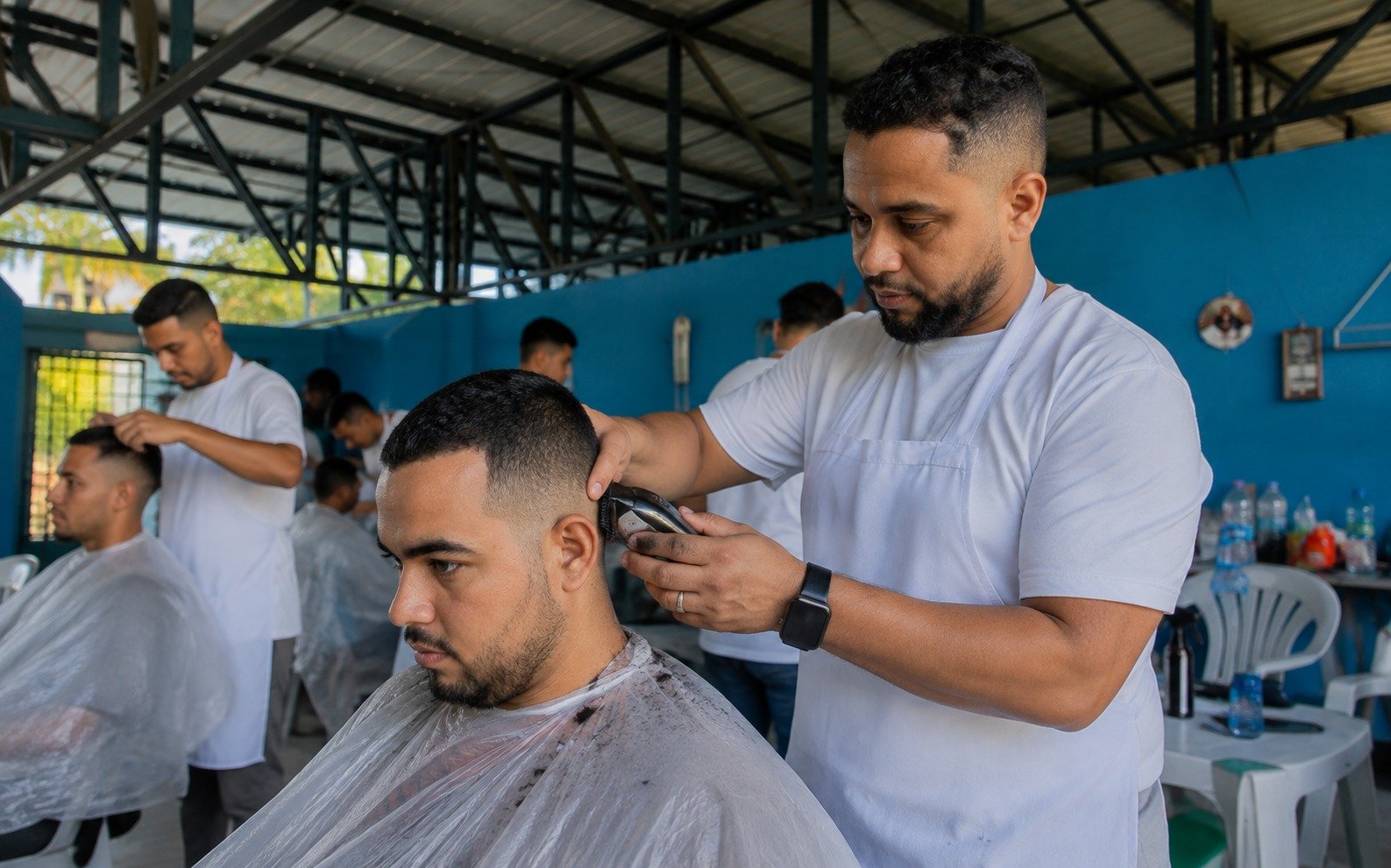 Anápolis oferece cursos gratuitos de beleza com vagas para corte, sobrancelhas, unhas e cílios